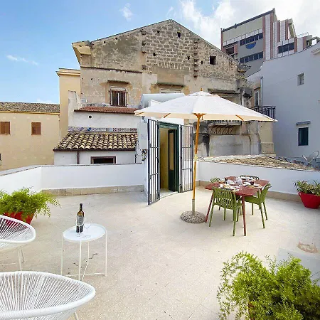 Solemar Sicilia - Monaco Couette-café 4*